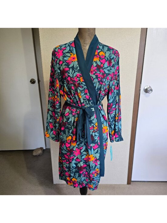 The Pioneer Woman Other - NEW The Pioneer Woman S/M Womens Floral Robe Kimono Style Belted